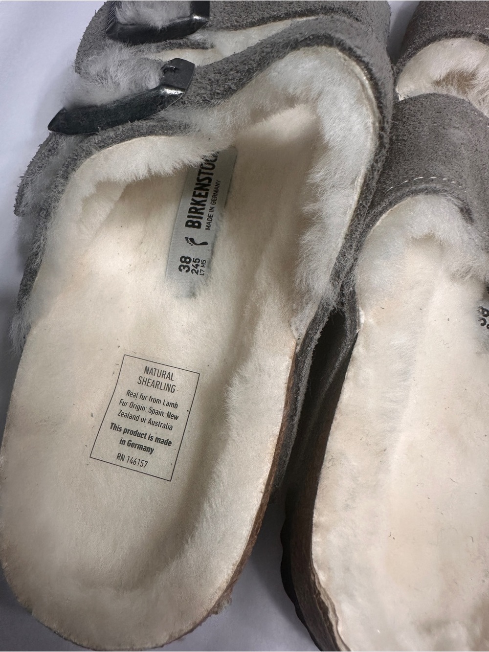 New Birkenstock Arizona Shearling
Suede Leather - Picture 12 of 12
